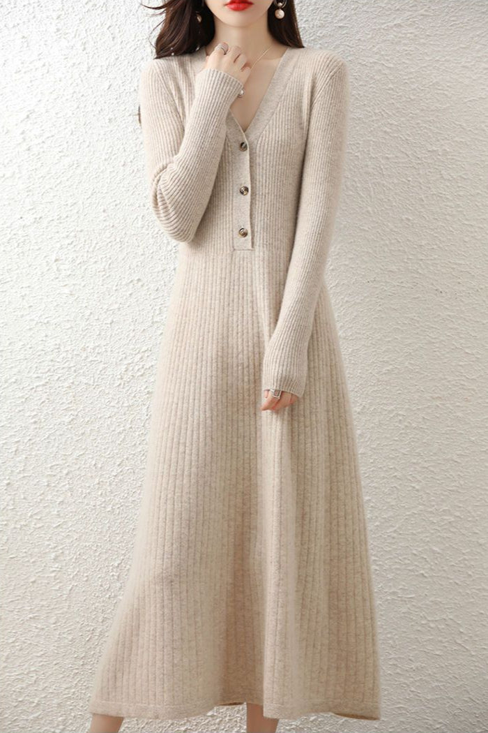 【骨格ストレート】Vネックスタイルアップニットワンピース