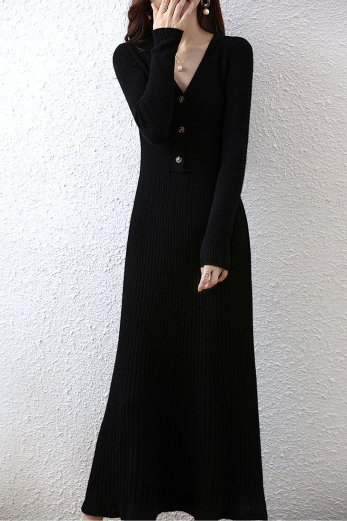 【骨格ストレート】Vネックスタイルアップニットワンピース